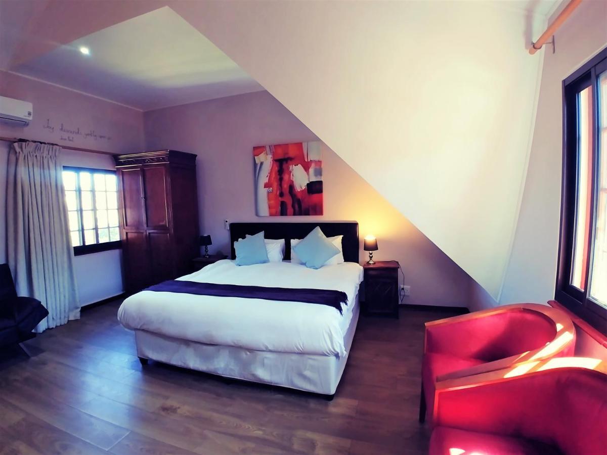 Winelands Villa Guesthouse And Cottages Somerset West Exteriör bild