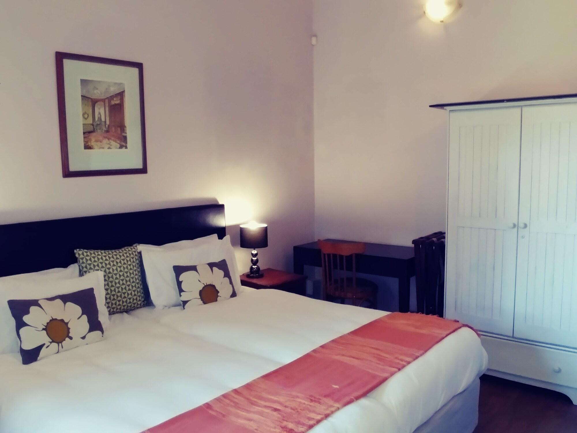 Winelands Villa Guesthouse And Cottages Somerset West Exteriör bild