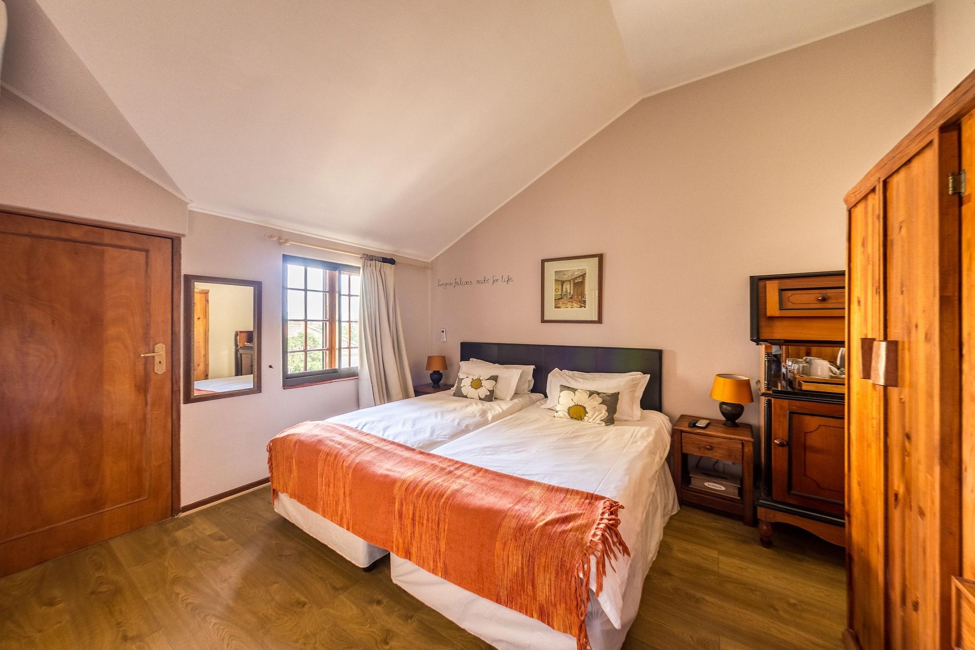 Winelands Villa Guesthouse And Cottages Somerset West Exteriör bild