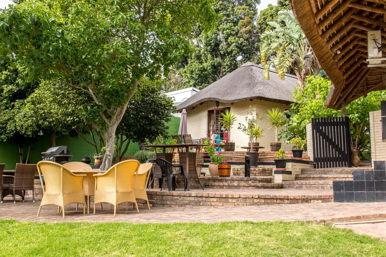 Winelands Villa Guesthouse And Cottages Somerset West Exteriör bild